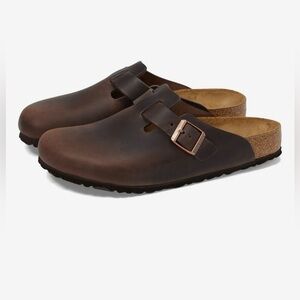 Birkenstocks’s Havana Oiled Leather Boston Clogs in Brown